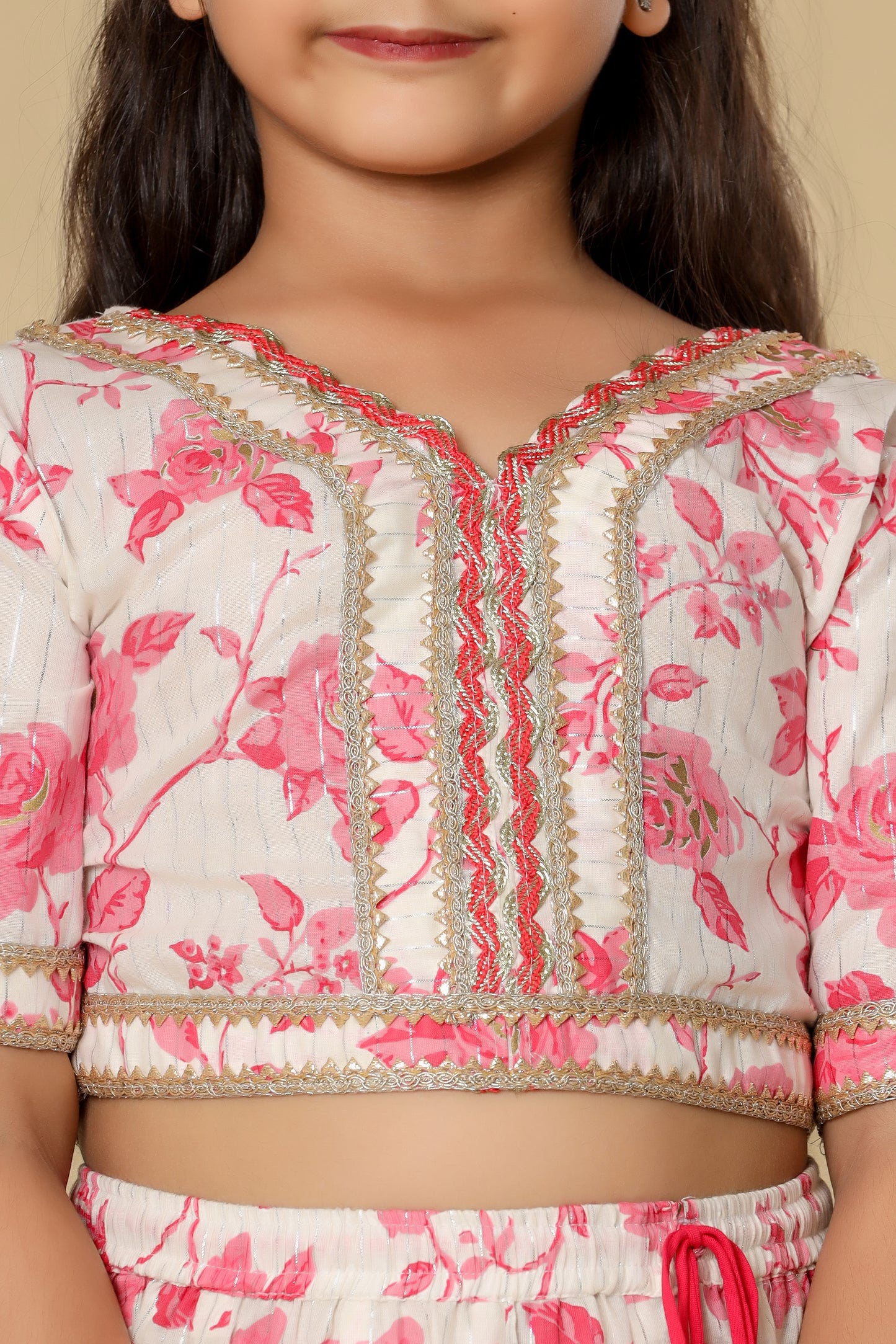Cutiediva Girls White & Pink Floral Print Lehenga & Choli Set With Dupatta