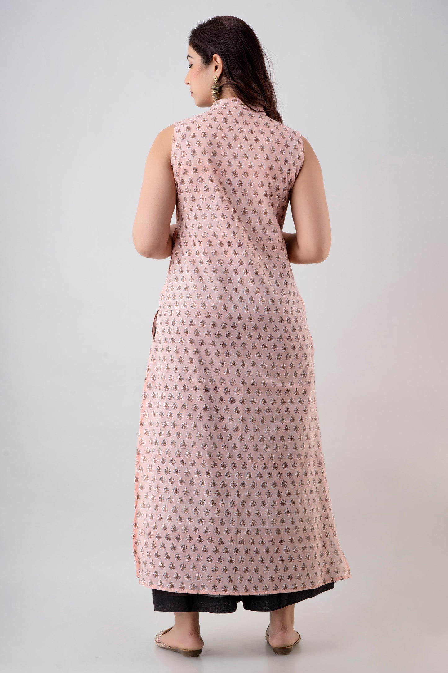 Jaipurite Paisley Print Front-slit Kurti in Pink