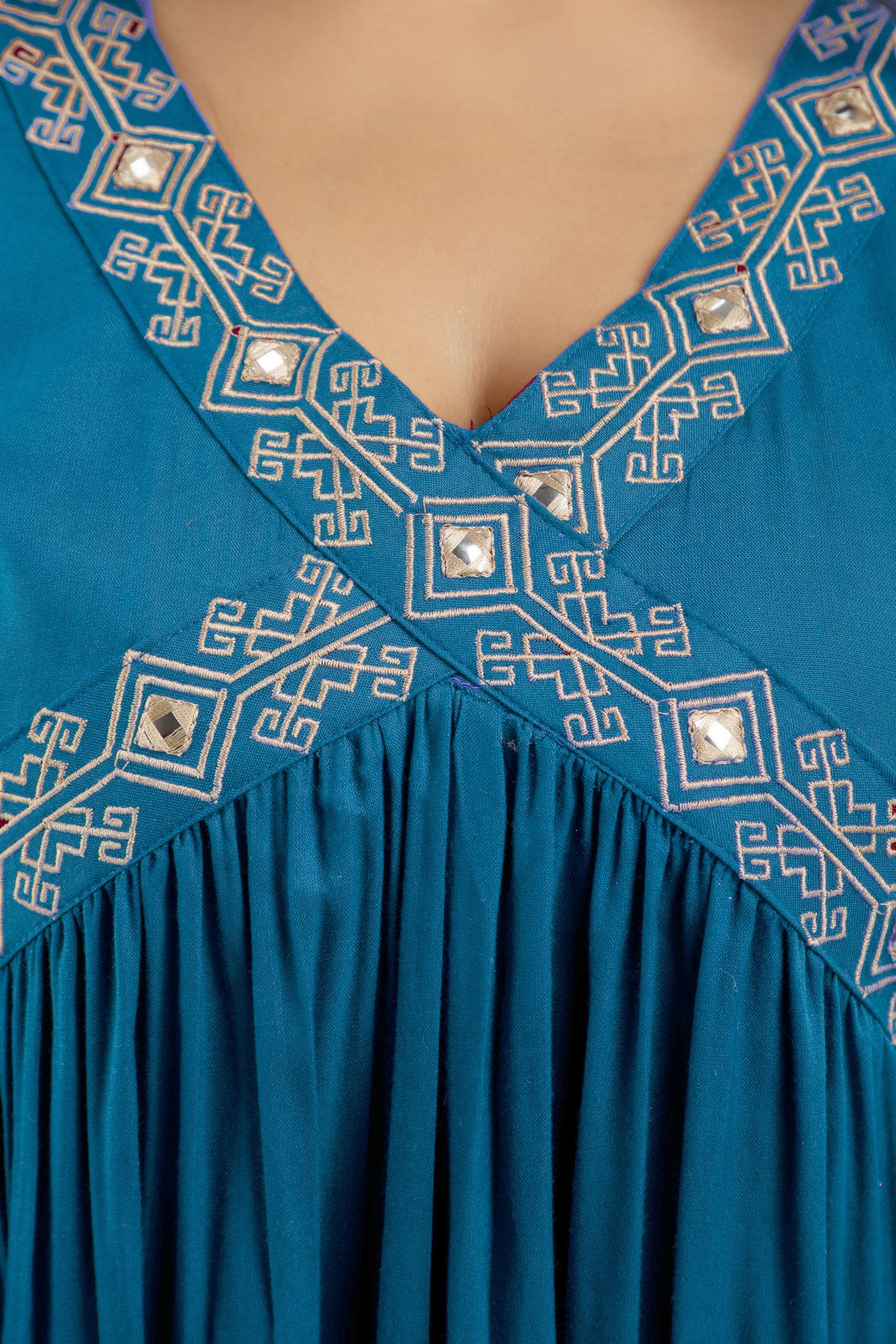 Jaipurite Embroidered Aliya Cut Kurta