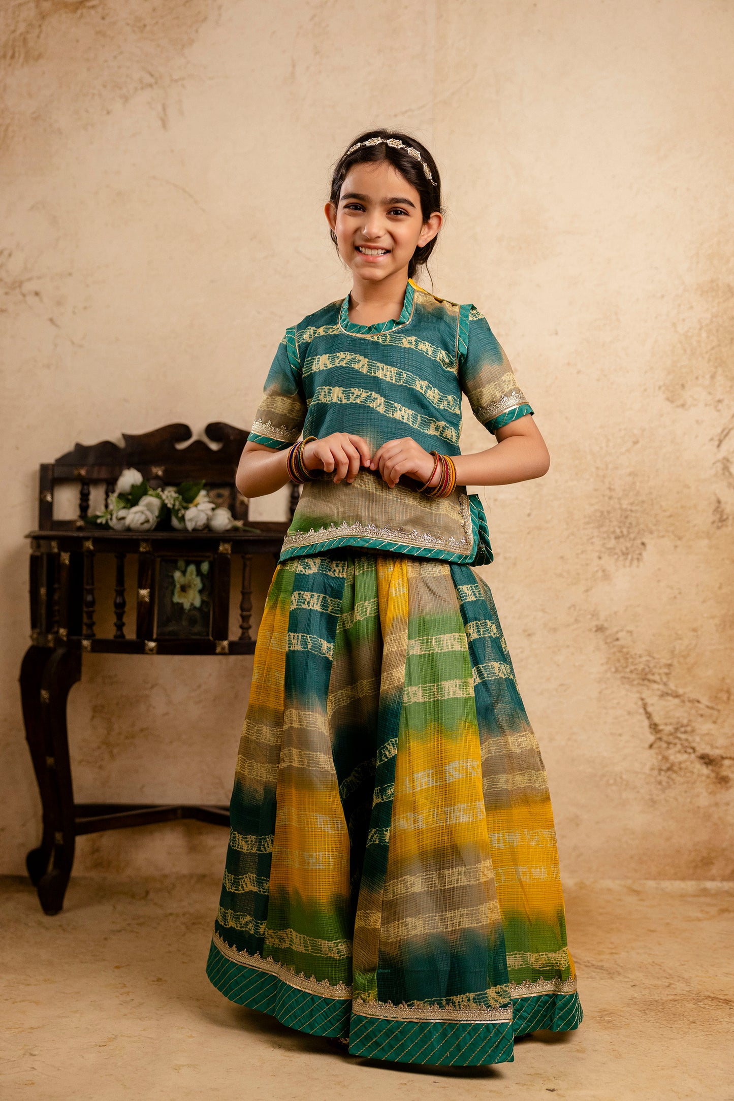 Girls Bandhani Lehenga And Choli Set With Dupatta