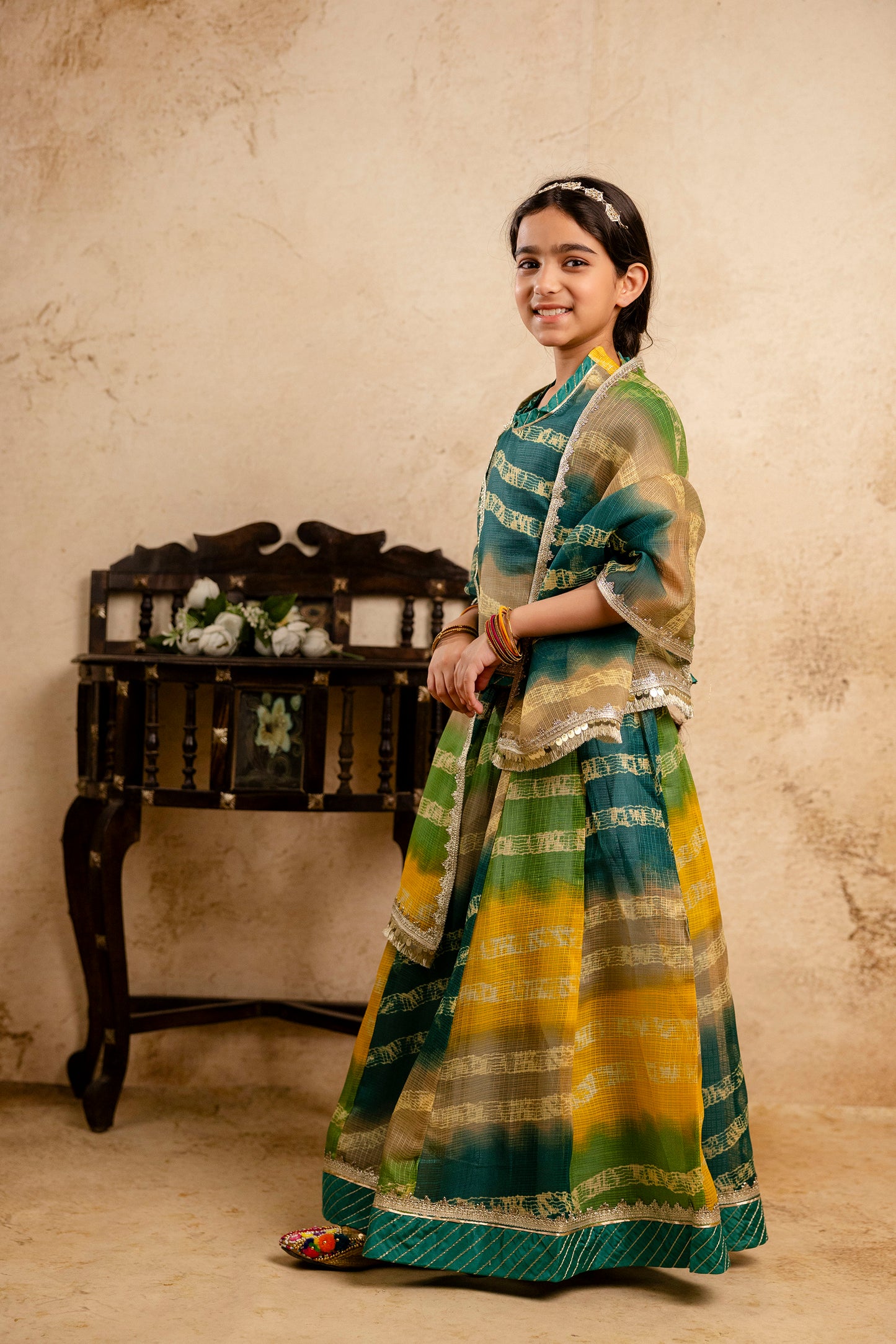 Girls Bandhani Lehenga And Choli Set With Dupatta