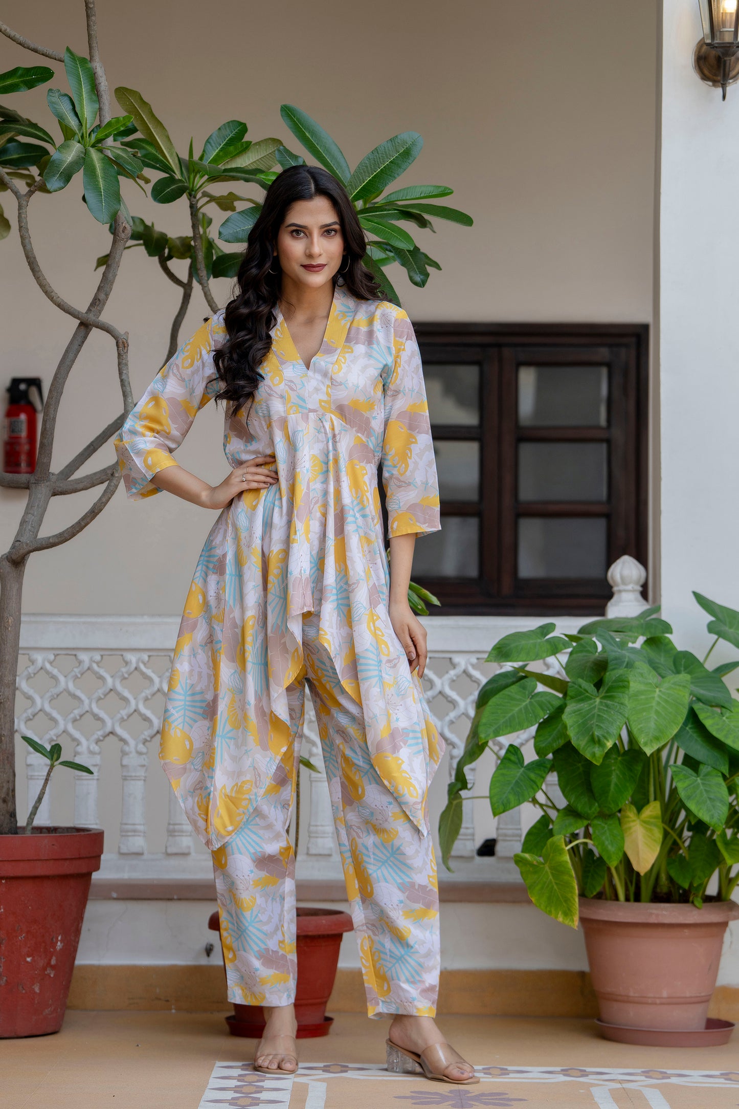 Jaipurite Beautiful Asymmetrical Co-ord Set