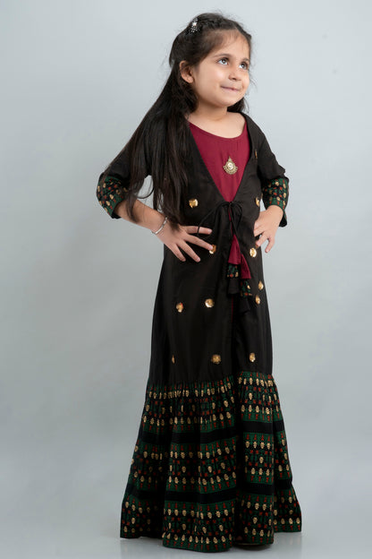 Cutiediva Girls Embellished Anarkali Kurta in Black & Maroon