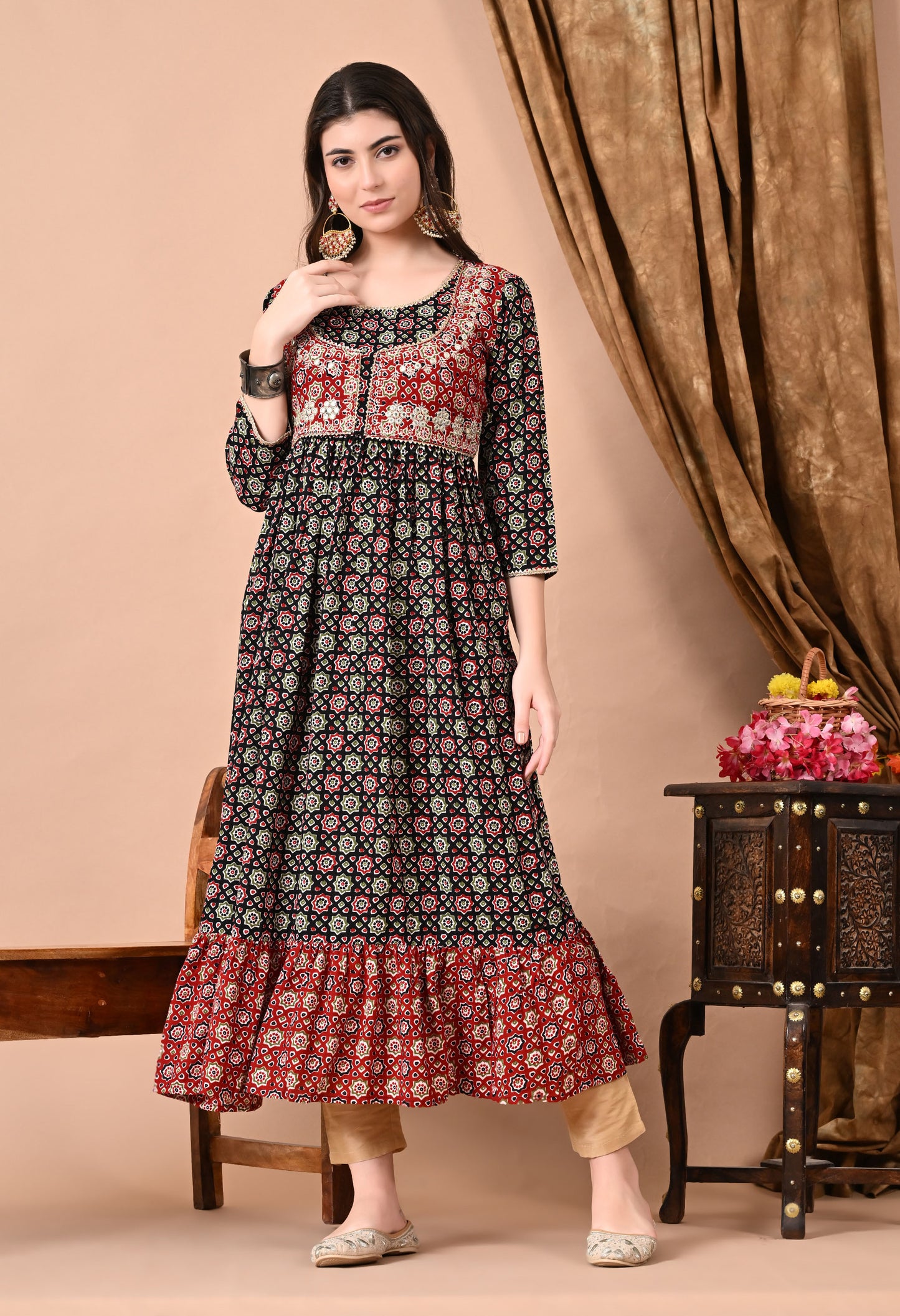 Jaipurite Embroidered Anarkali Kurta in Black,Maroon