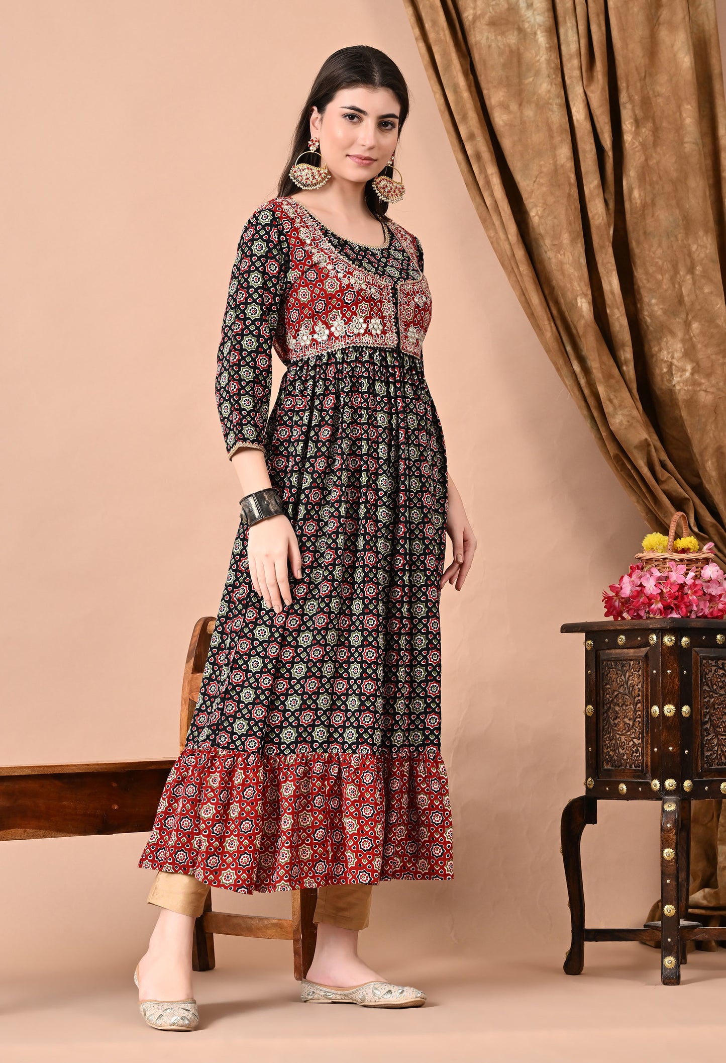 Jaipurite Embroidered Anarkali Kurta in Black,Maroon