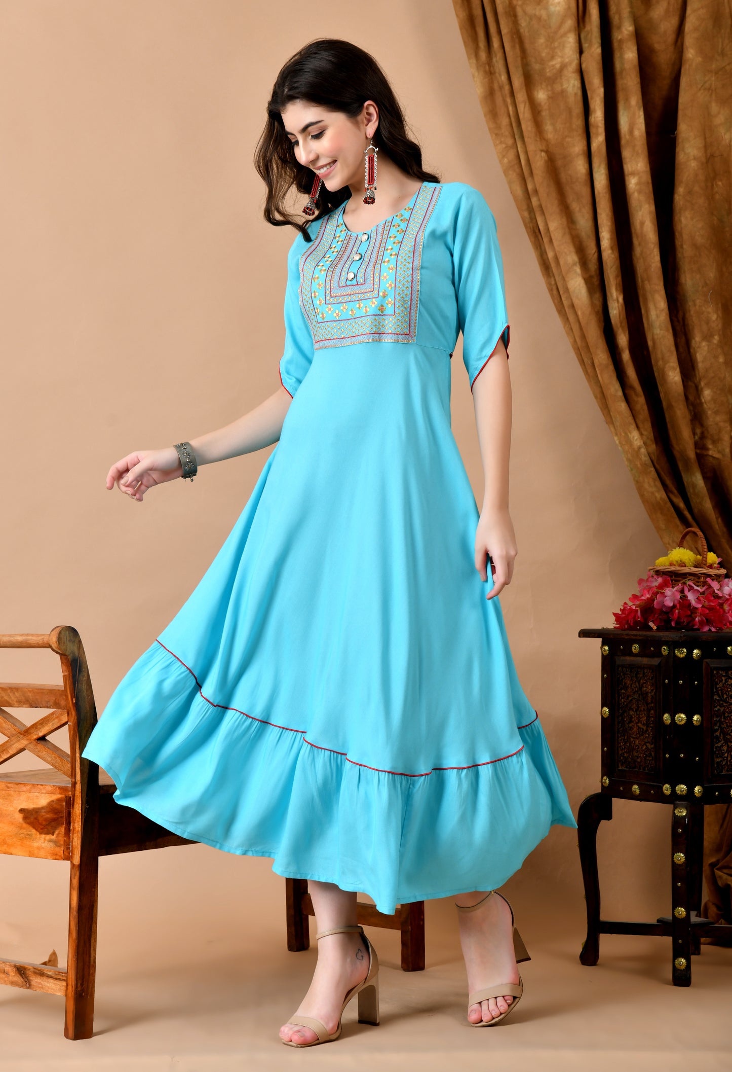 Jaipurite Women Embroidered Anarkali Kurta