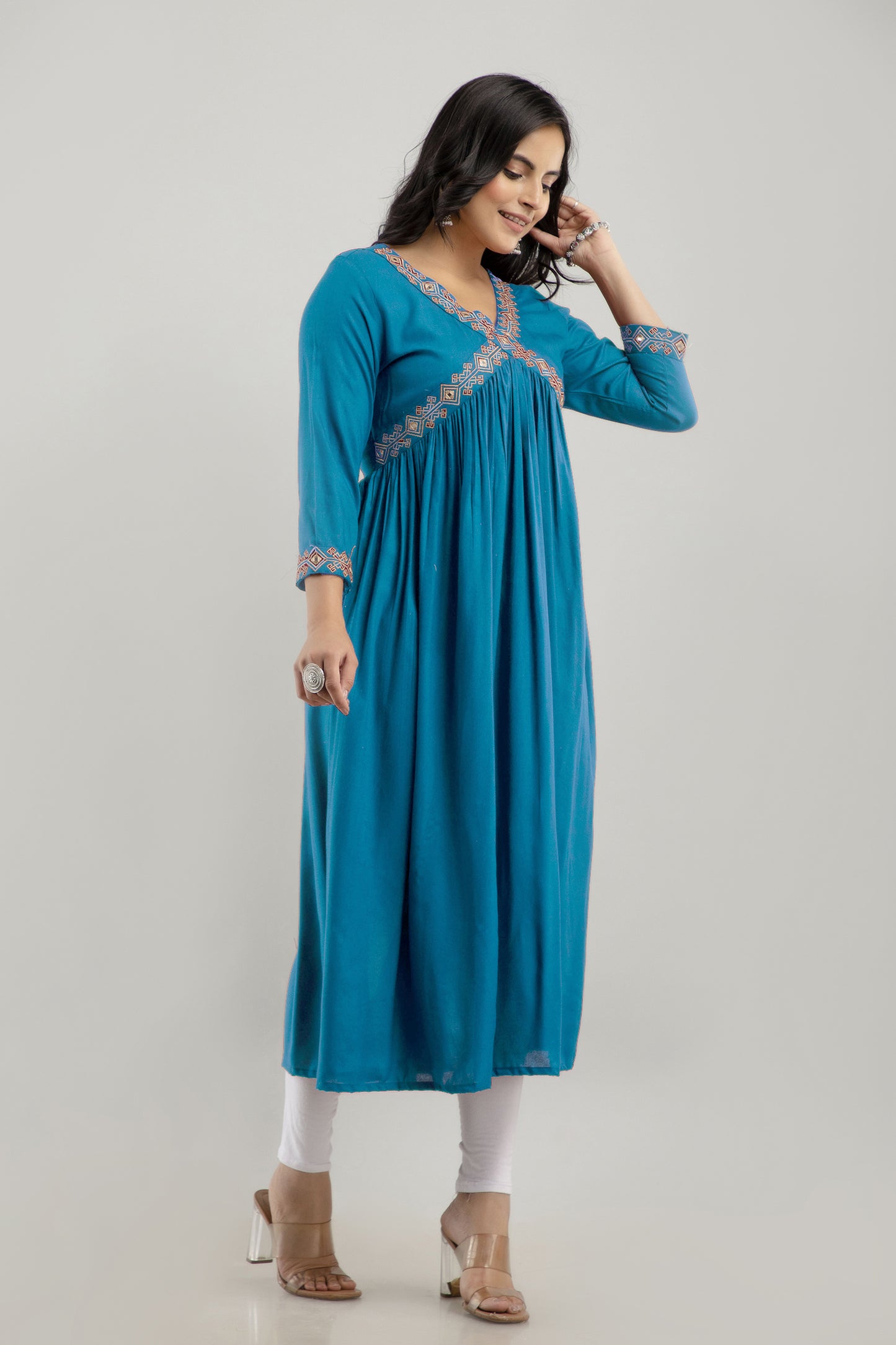 Jaipurite Embroidered Aliya Cut Kurta